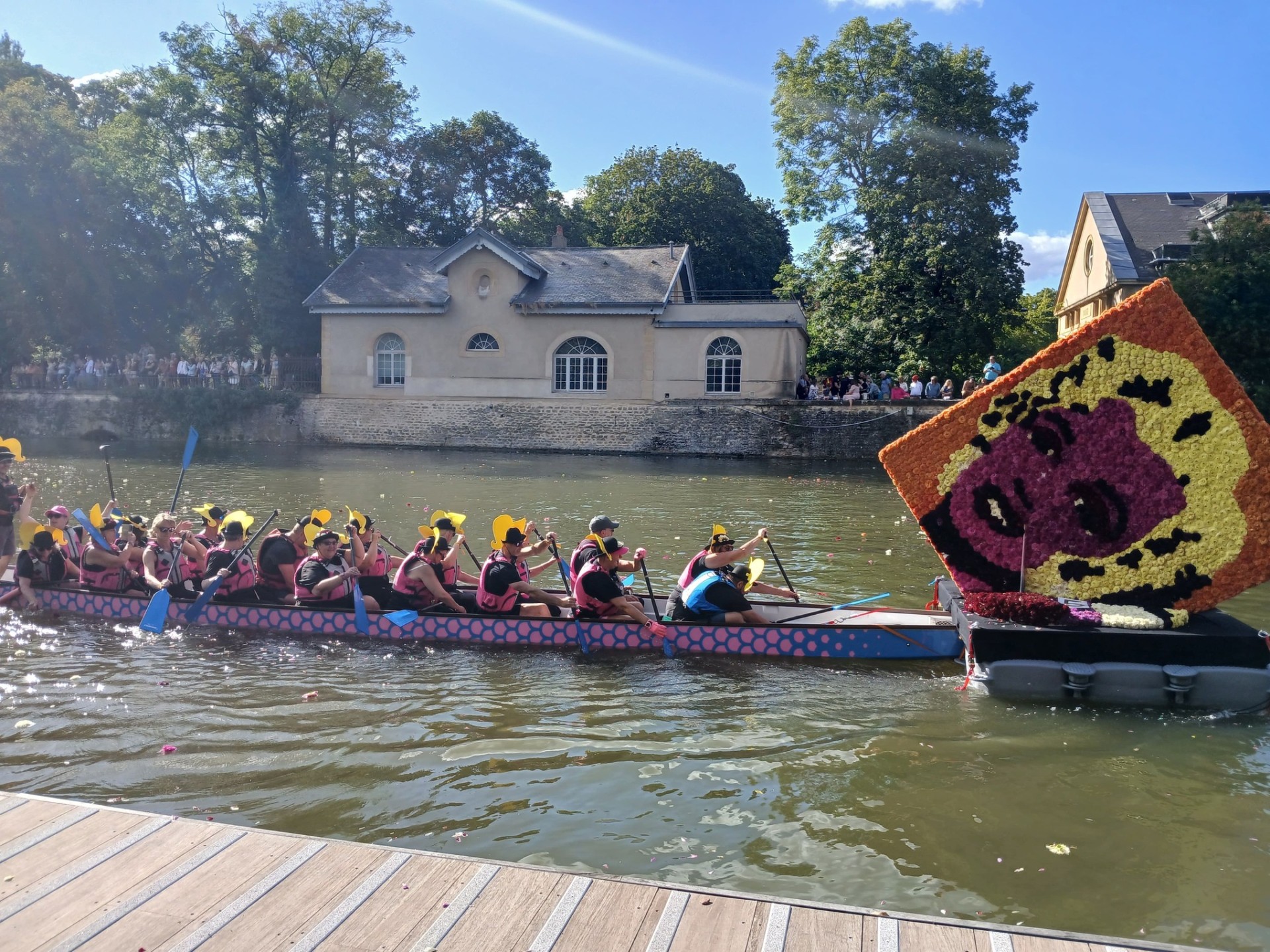 Notre équipe Les Esprits kayak avec Lio, Tom, Rom, Emma, JF