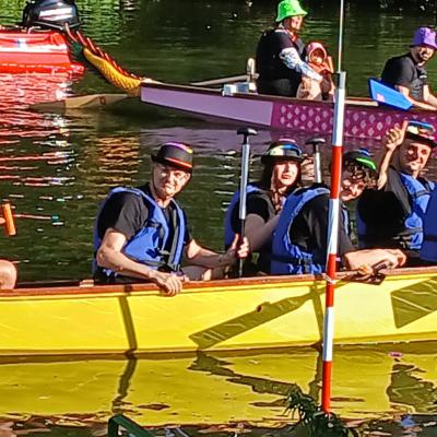 Notre équipe Les Esprits kayak avec Lio, Tom, Rom, Emma, JF