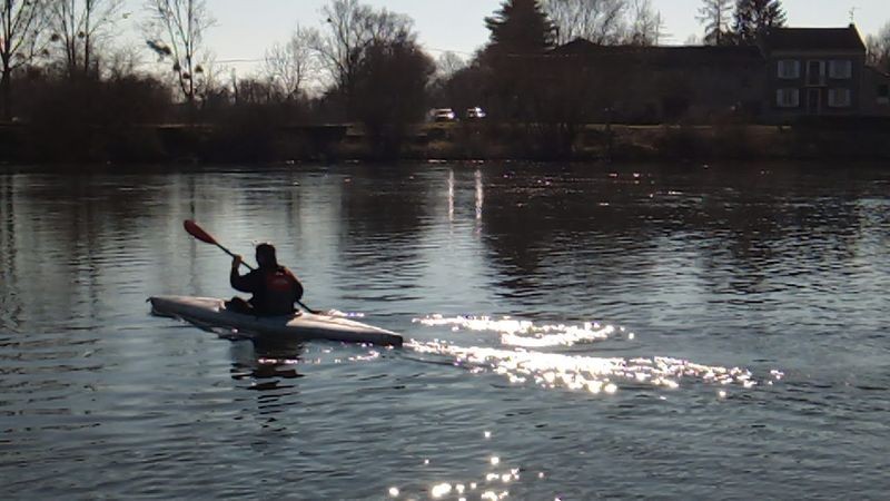 test d'un kayak à Bousse